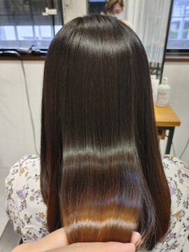 スパークル 二俣川(Sparkle) 艶髪、ラウンドスタイル