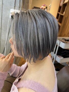 ロダット 横浜(LODAT by little) ショートボブ×シルバーグレージュ【LODAT横浜】
