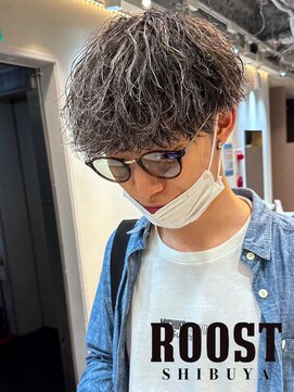 ルースト 渋谷店(ROOST) 波巻きホワイトハイライト