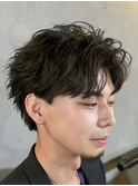 韓国へアカルマパーマワックスなしセンターパート黒髪ウルフ