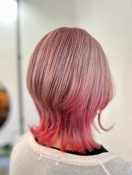 レーヴ(Reve) ミルキーピンクグラデーション×ウルフカット