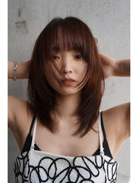 ジーナ 渋谷駅前(Zina) ミディアムヘア　フェイスレイヤー　ワインレッドカラー