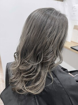 ソエル(soel) ロングレイヤー透明感カラー