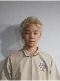 抜きっぱなしブロンドショート