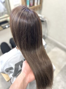 ヘアーアンドメイク ドレス(DRESS) クセ毛ぼかし 髪質改善