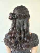 ヘアセット専門サロン by OKINAWA WATABE WEDDING 那覇店&nbsp;ハーフアップ