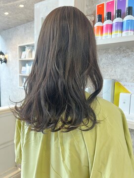 キャアリー(Caary) 福山市美容院Caary透明感グレージュカラー巻き髪ロングヘア