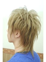 ヘアーメイクスリーク 男は黙ってスジ盛りっ♪