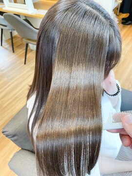 エルサ(Elsa) 髪質改善/水素トリートメント/縮毛矯正/水素カラー