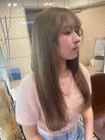 ヘアーアンドメイク ビス(HAIR&MAKE bis)&nbsp;これからの季節に流行るモテカラーベージュ【立川/加藤沙久楽】