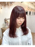 ダークカラー韓国20代前髪レイヤースタイル