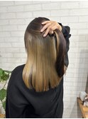 インナーカラーベージュデザインカラー_艶髪ロング_228