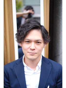 ブロートーキョーバーバーショップ 神田店(Bro Tokyo BARBERSHOP) 【神田】ビジネスツーブロックツイストスパイラルパーマ