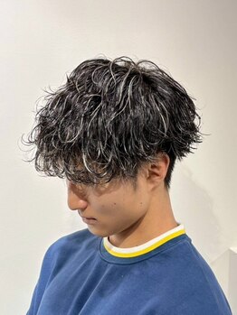 バヤカ 青山店(BAYAKA)の写真/【夜10時最終受付】人気のフェザーパーマ/波巻きパーマはお任せ下さい！"かっこいい"を常識にするサロン◇