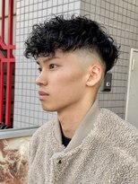 ヌーク 押上店(NooK)&nbsp;フェード　スペインカール　メンズショート