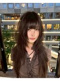 15579黒髪アッシュウルフレイヤーぱっつん前髪くびれヘア