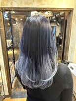 ヘアー クリエイト カルバリ(HAIR CREATE Calbari)&nbsp;グラデーション◎ブルーブラック×アイスブルー