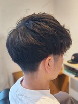 エムエイチバーバー 肥後橋(MH THE BARBER)&nbsp;刈り上げニュアンスマッシュショート【肥後橋駅・西梅田・本町】