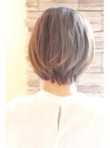 30代40代に人気シルエットが綺麗に見えるショートボブ