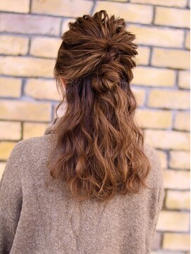 コロ(COLO) 【COLO 丹澤　智子】お呼ばれハーフアップ