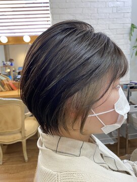 トハコ(&haco) インナーカラー×くびれショートボブ☆