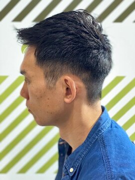 バーバーバー 四谷(BARBER-BAR) 大人の刈り上げスタイル