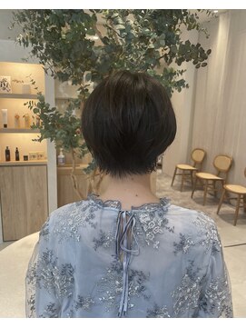 リュドール 名駅(Rue D'or) ふんわりショートスタイル