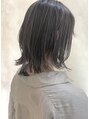 オーストヘアーリズ(Aust hair Liz) 細かいハイライトのスタイルです♪