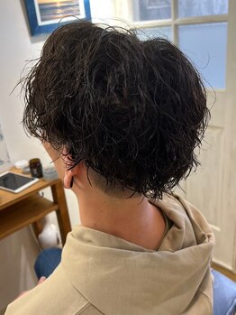 『重ねたパーマで毛先がチリチリ…』そんなメンズパーマのお悩み多数*何度も楽しむヘアケアパーマ*[平塚駅]