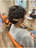 ルーズ編み込みお呼ばれヘア