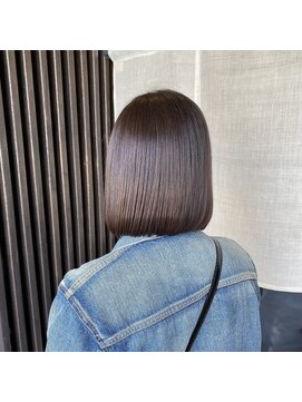 イニ 姉小路(ini) 【丸山】大人ショート/丸みショート/クビレショート/ミニボブ