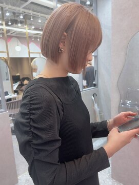 ロンド レア 天神大名店(Lond Le’a) ダブルカラー/インナーカラー/イヤリングカラー/ペールベージュ