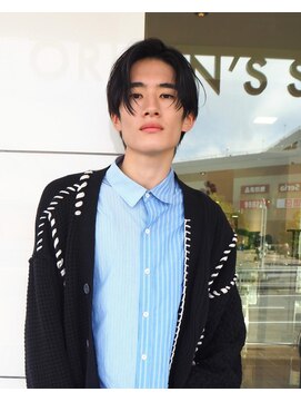 オリジン サロン(THE ORIGIN'S SALON) ニュアンスパーマ/センターパート/前下がり