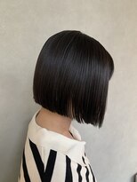 ティピ(tipi)&nbsp;【タイト切りっぱなしボブ】