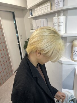 ペレ 渋谷(PELE) h_ デザインカラー/レイヤーカット/ウェットヘア