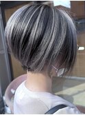 【コントラスト強め】モノトーンバレイヤージュ×ブリーチ２回
