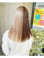 ガルボ ヘアー(garbo hair)&nbsp;ツートーンカラーハイトーン艶髪