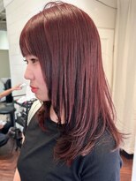 ラレイ ハラジュク(Lalei harajuku)&nbsp;【白石】ブリーチなし赤髪ワインレッド暖色レイヤーカット原宿