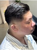 サイドパート×スキンフェード