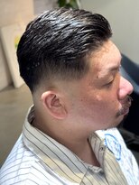 バルバオ サロンドベレーザ 大須(BALBAO salon de belleza) サイドパート×スキンフェード