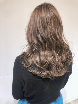 アマンドール(Aman D'or) ハイライトシナモンベージュ