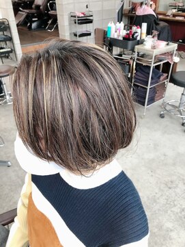 ルーファス 恵比寿 渋谷(Ruufus) 40代50代白髪ぼかしハイライトボブ【Ruufus恵比寿渋谷】3151c