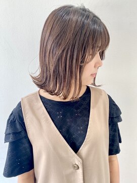 フォーク FOLK 【FOLK】透明感ペールベージュ☆似合わせ外ハネミディアムボブ♪