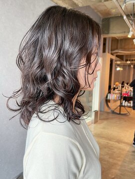 イトシテ デジタルパーマ×ふんわりスパイラル【本多身和子】