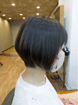 エルメ バイ アンフィー(Elme by anphi) 【Elme　鶴田】　ショートヘア