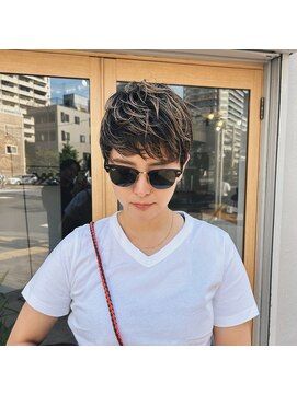 シアラ(ciala) ベリーショート×ハイライト