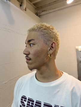 ビーバイエイトジェンツ(Bee by EIGHT GENTS) カルマパーマ/ベリーショート/ダークアッシュ/ニュアンスパーマ