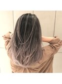 ベージュバレイヤージュ