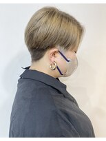 モリオ フロム ロンドン 成増店 【morio成増/一戸】刈り上げショートミルクティーベージュ