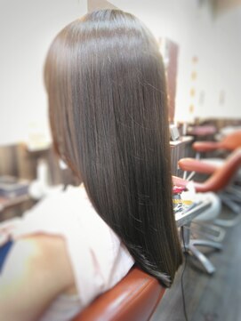 セレスト 福岡天神店(CELESTE) 【長崎】縮毛矯正 エメラルド×ベージュ トリートメント